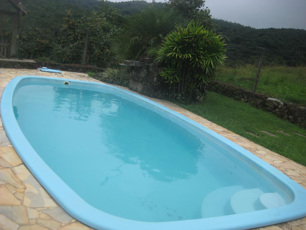 Pousada Recanto Dos Pinheiros Pilar do Sul Exterior photo