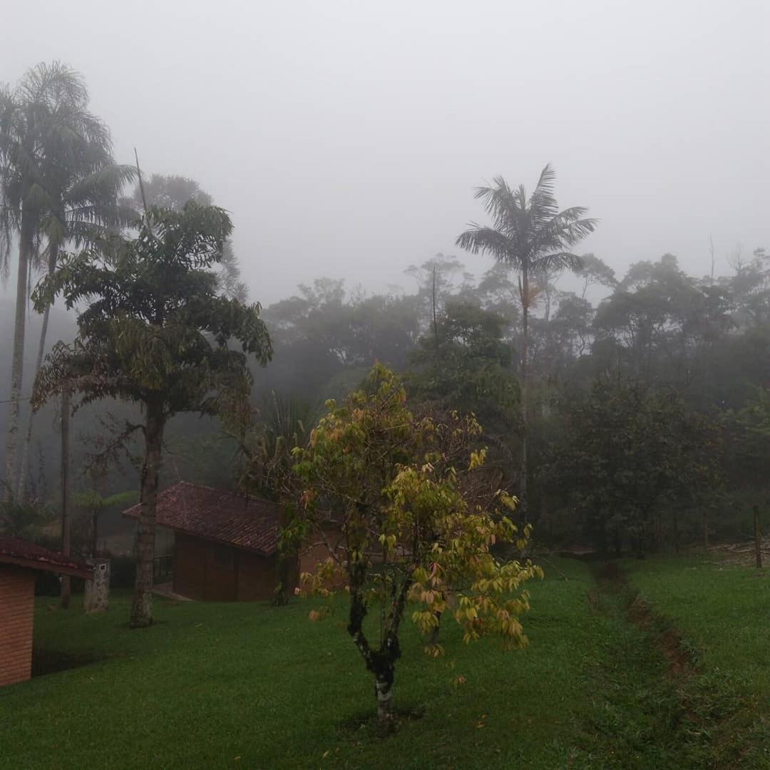 Pousada Recanto Dos Pinheiros Pilar do Sul Exterior photo